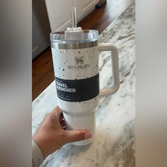 40oz Terrazzo Stanley - Picture 1 of 1